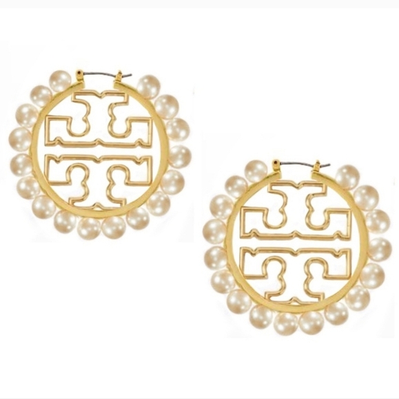 🔹️TORY BURCH 🔹️ Gold Miller Wire Hoop Pearl Logo Earrings - Picture 1 of 3